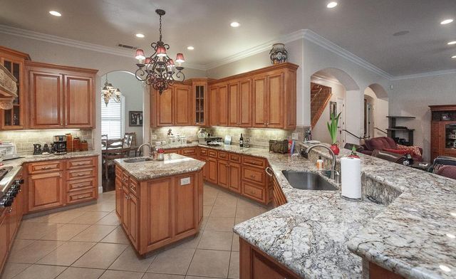 1111 Brighton Way, Lodi, CA 95242