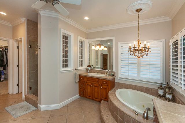 1111 Brighton Way, Lodi, CA 95242