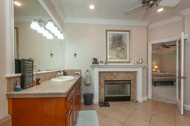 1111 Brighton Way, Lodi, CA 95242