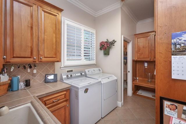 1111 Brighton Way, Lodi, CA 95242