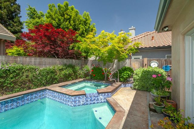 1111 Brighton Way, Lodi, CA 95242