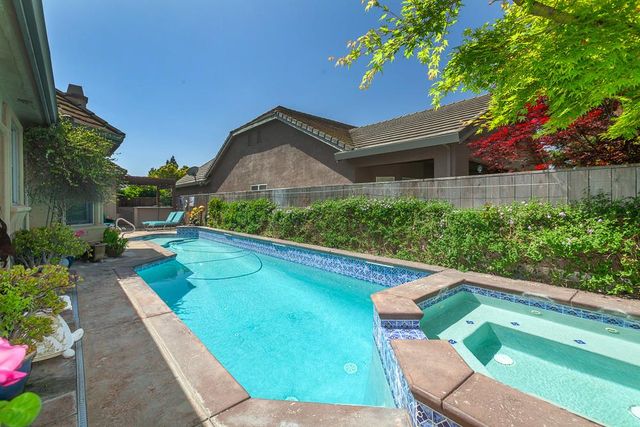 1111 Brighton Way, Lodi, CA 95242