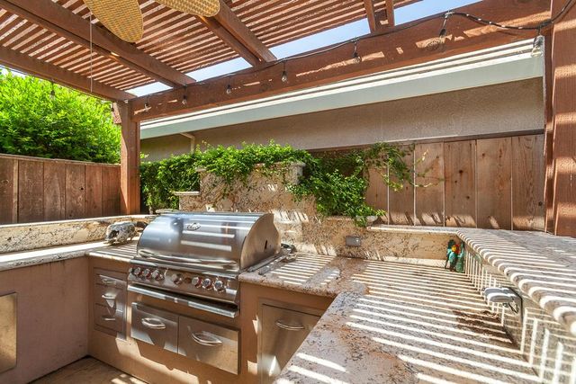 1111 Brighton Way, Lodi, CA 95242