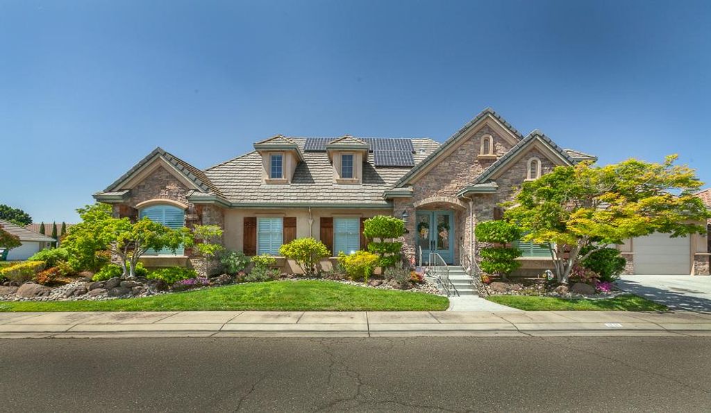 1111 Brighton Way, Lodi, CA 95242