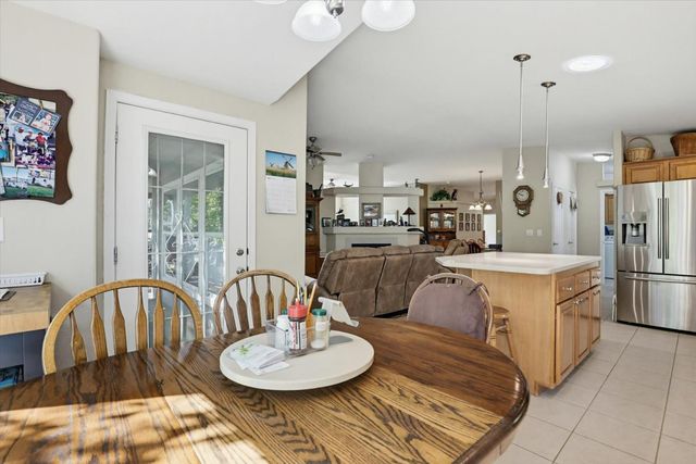 17180 Clover Rd, Penn Valley, CA 95946