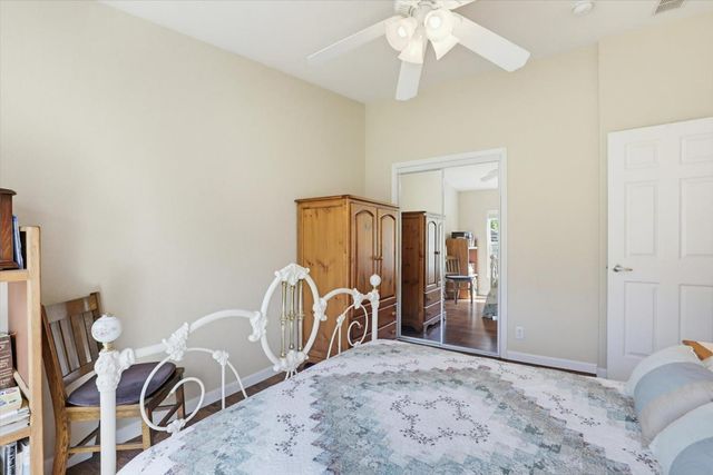 17180 Clover Rd, Penn Valley, CA 95946