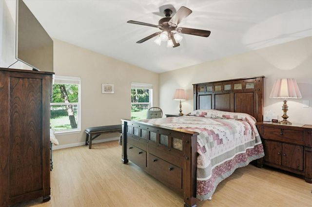17180 Clover Rd, Penn Valley, CA 95946