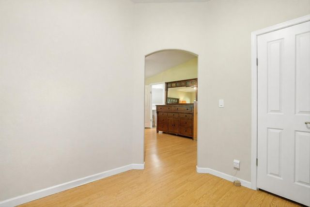 17180 Clover Rd, Penn Valley, CA 95946