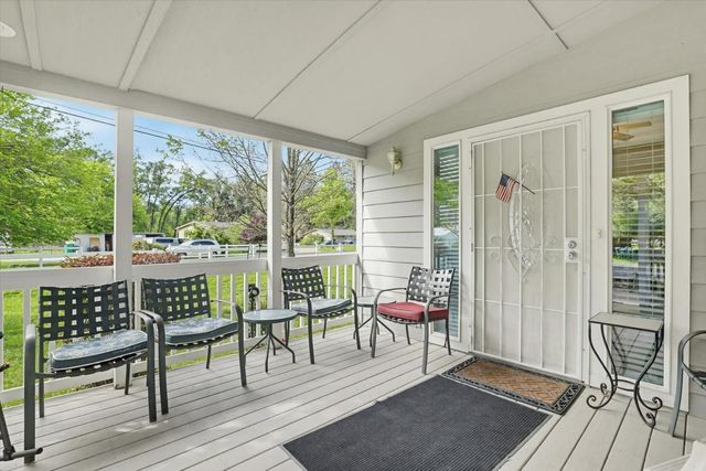 17180 Clover Rd, Penn Valley, CA 95946