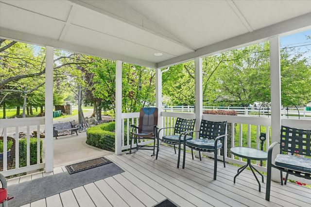 17180 Clover Rd, Penn Valley, CA 95946