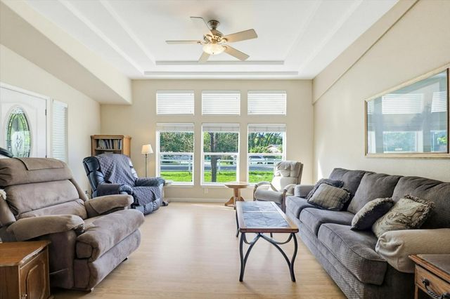 17180 Clover Rd, Penn Valley, CA 95946