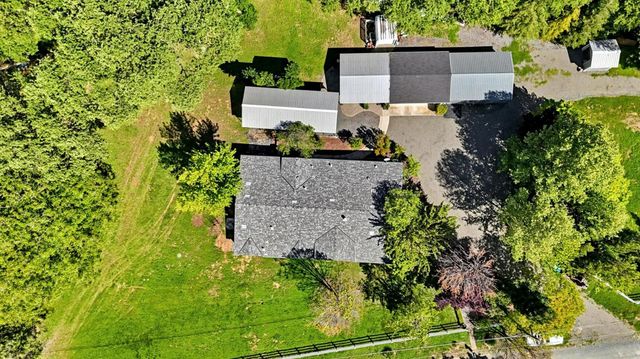 17180 Clover Rd, Penn Valley, CA 95946