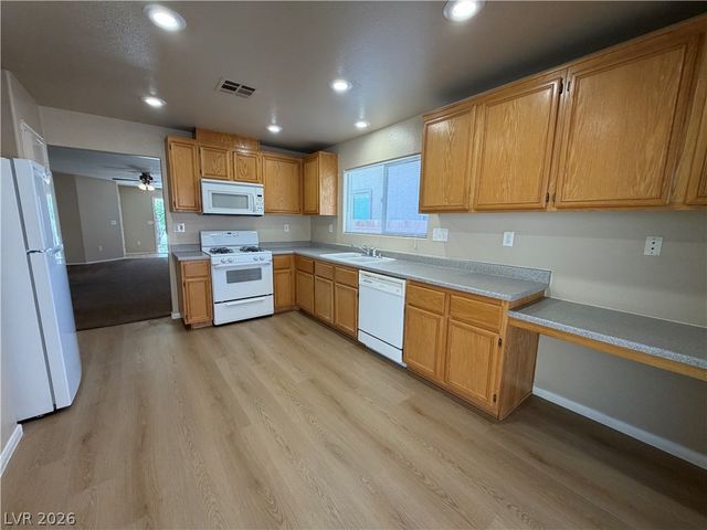 6533 Cape Petrel Street, North Las Vegas, NV 89084