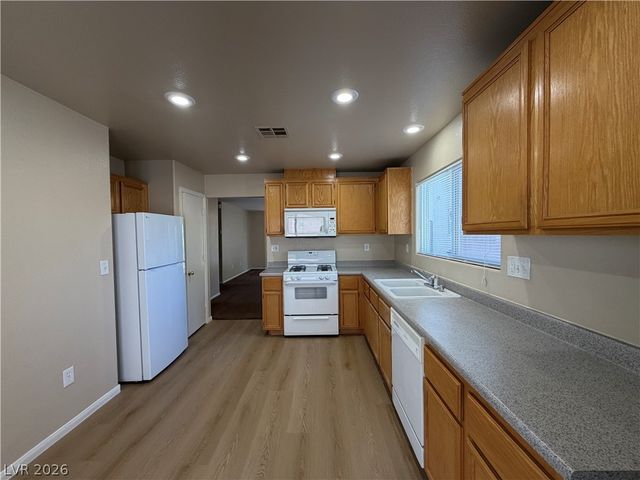 6533 Cape Petrel Street, North Las Vegas, NV 89084