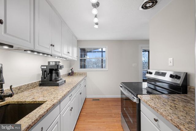 9281 PIGEONWING PL, Columbia, MD 21045