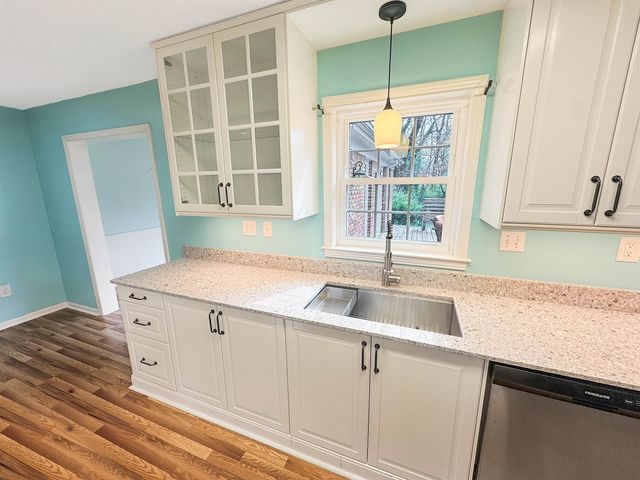 2112 ALLENBY RD, Germantown, TN 38139