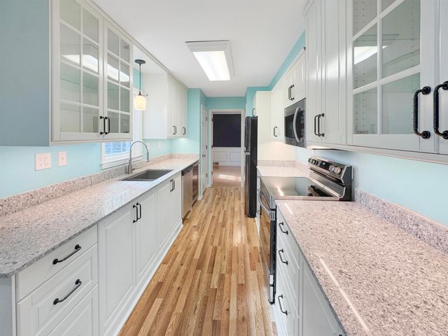 2112 ALLENBY RD, Germantown, TN 38139