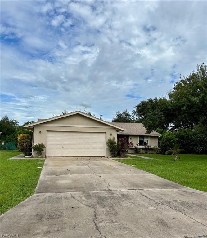 16264 Shadow Pine RD, North Fort Myers, FL 33917