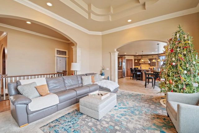 581 ROYAL ST PATS DRIVE, Wrightstown, WI 54180