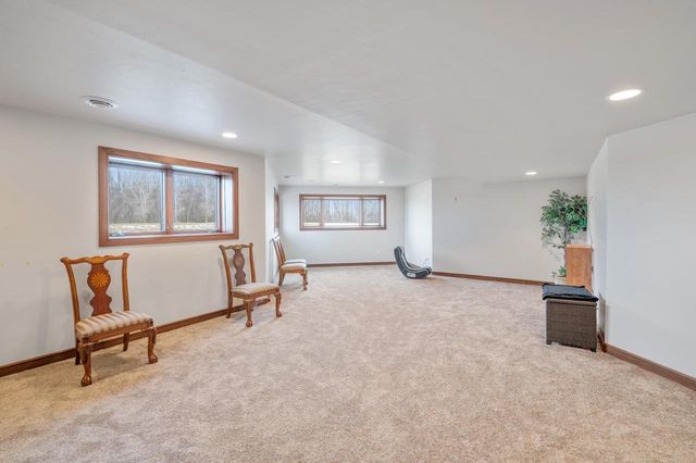 581 ROYAL ST PATS DRIVE, Wrightstown, WI 54180