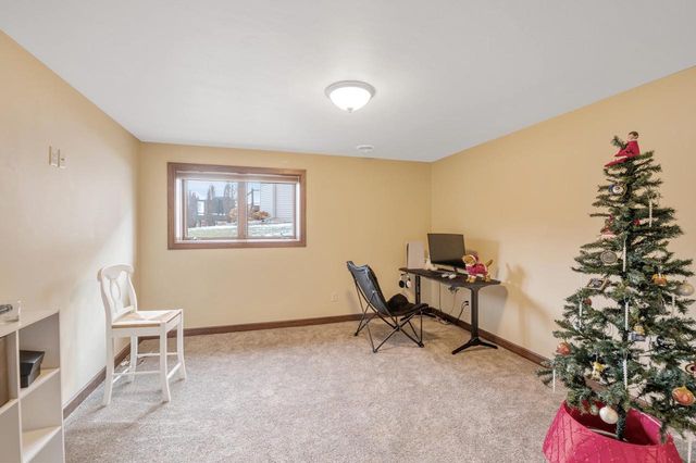 581 ROYAL ST PATS DRIVE, Wrightstown, WI 54180