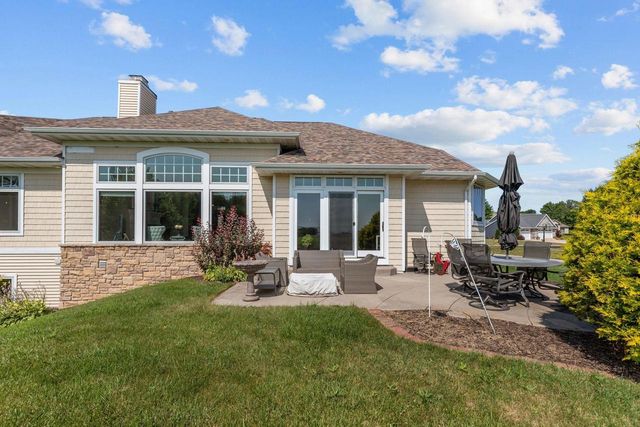 581 ROYAL ST PATS DRIVE, Wrightstown, WI 54180
