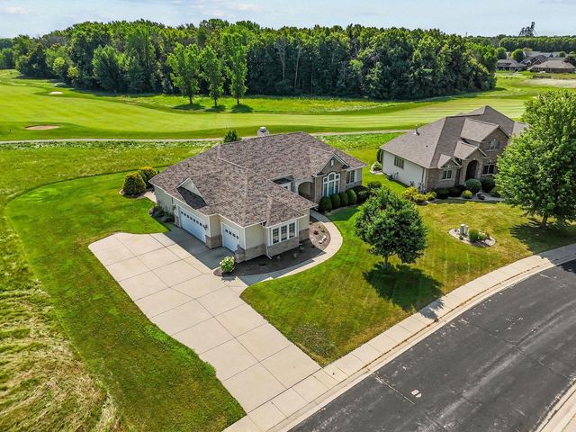 581 ROYAL ST PATS DRIVE, Wrightstown, WI 54180
