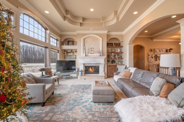 581 ROYAL ST PATS DRIVE, Wrightstown, WI 54180