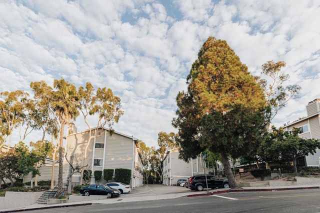 4652 Don Lorenzo Dr A, Los Angeles, CA 90008