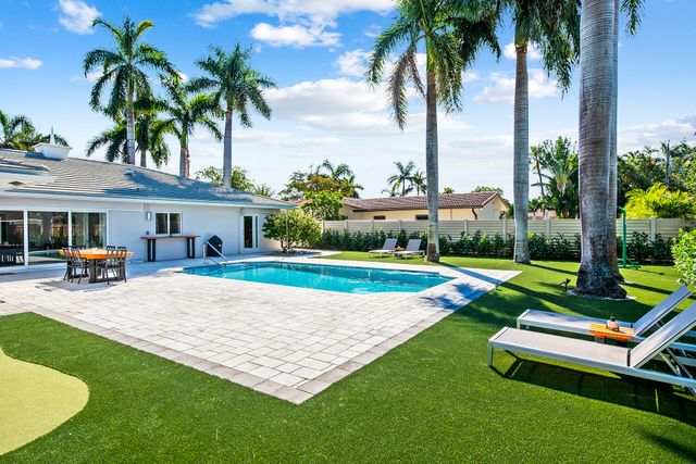 4761 Bayview Drive, Fort Lauderdale, FL 33308