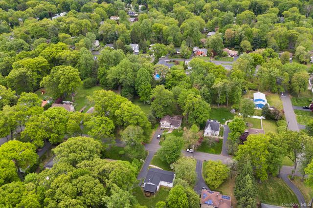 16 Oak Road, New City, NY 10956
