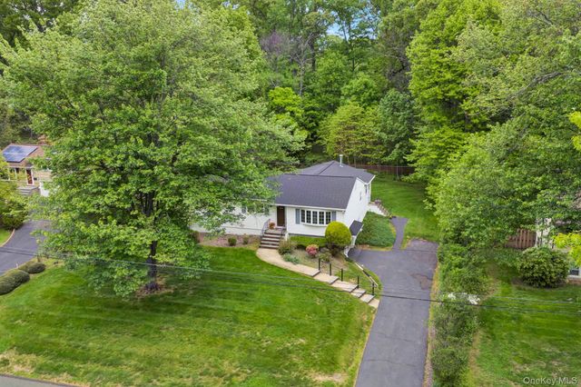 16 Oak Road, New City, NY 10956