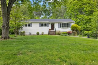 16 Oak Road, New City, NY 10956