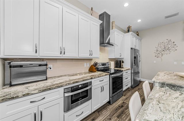 5250 PINEHURST COURT, Oldsmar, FL 34677