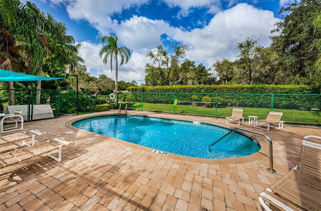 5250 PINEHURST COURT, Oldsmar, FL 34677
