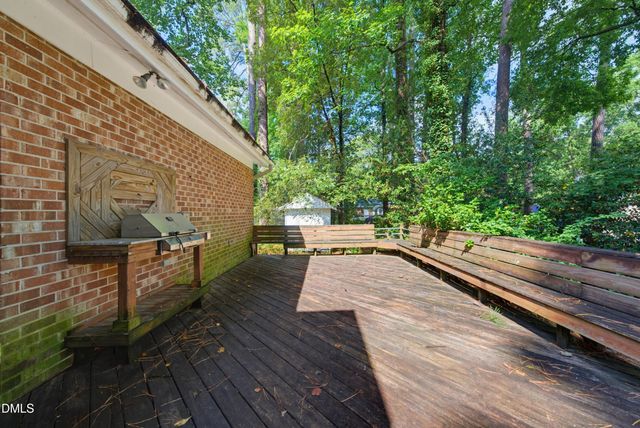 5209 Cabin Place, Raleigh, NC 27609