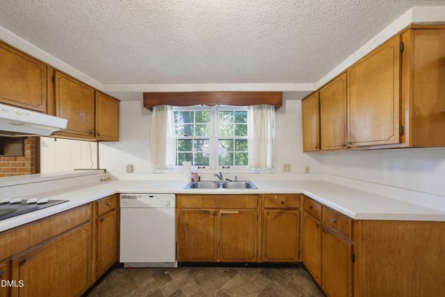 5209 Cabin Place, Raleigh, NC 27609
