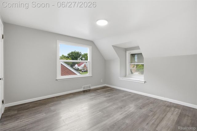 19165 Rutherford Street, Detroit, MI 48235