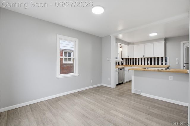 19165 Rutherford Street, Detroit, MI 48235