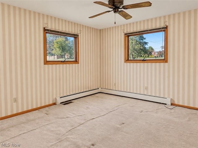 4130 Hyatt Avenue NW, Massillon, OH 44646