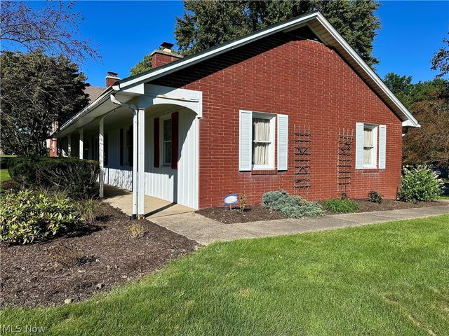 4130 Hyatt Avenue NW, Massillon, OH 44646