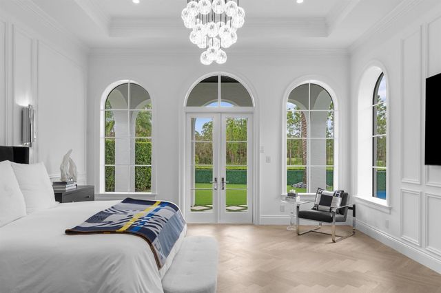111 Via Palacio, Palm Beach Gardens, FL 33418