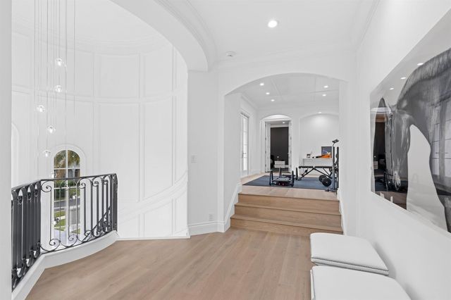 111 Via Palacio, Palm Beach Gardens, FL 33418