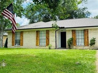 3318 Schroeder Avenue, Needville, TX 77461