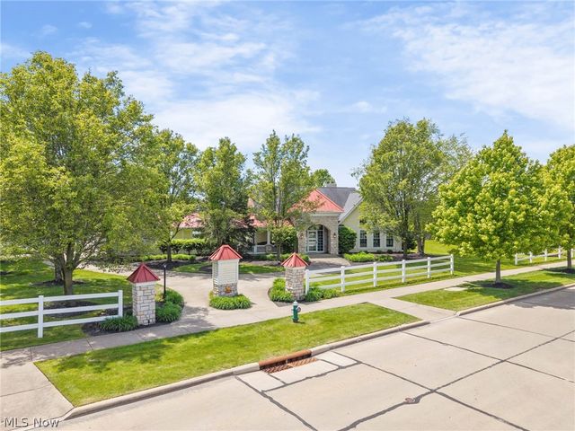 9635 Kingston Trail, Olmsted Twp, OH 44138