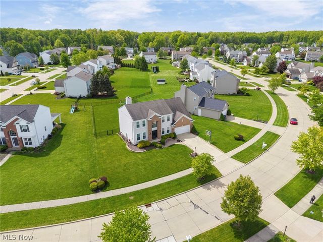 9635 Kingston Trail, Olmsted Twp, OH 44138