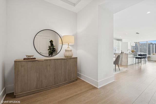 363 E Wacker Drive 1903, Chicago, IL 60601