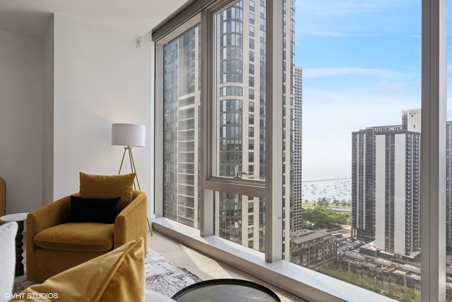 363 E Wacker Drive 1903, Chicago, IL 60601