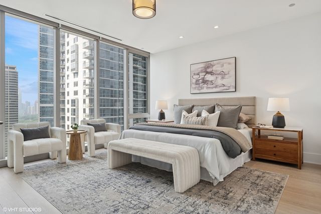 363 E Wacker Drive 1903, Chicago, IL 60601