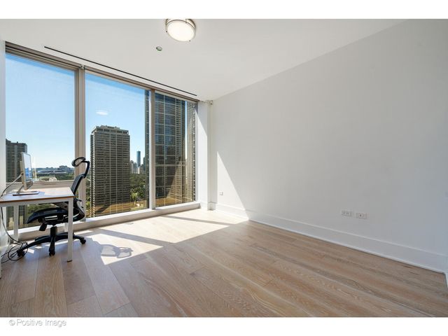 363 E Wacker Drive 1903, Chicago, IL 60601